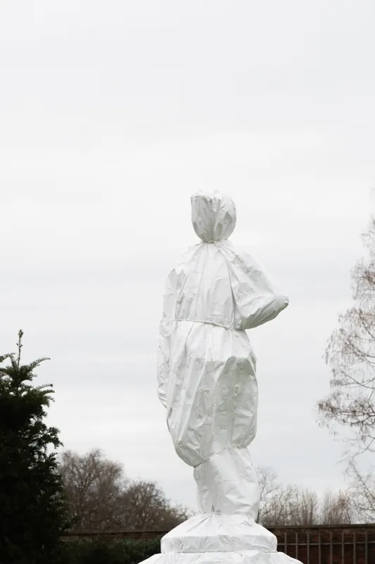 Longing, Hampton Court Palace. 2024.